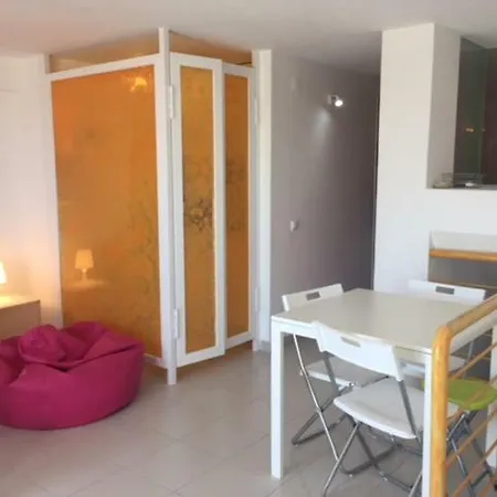 Apartamento Golden Apartment, - Rua Giestas Lote 4 J