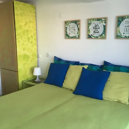 Golden Apartment, - Rua Giestas Lote 4 J *