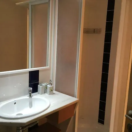 Golden Apartment, - Rua Giestas Lote 4 J Apartment